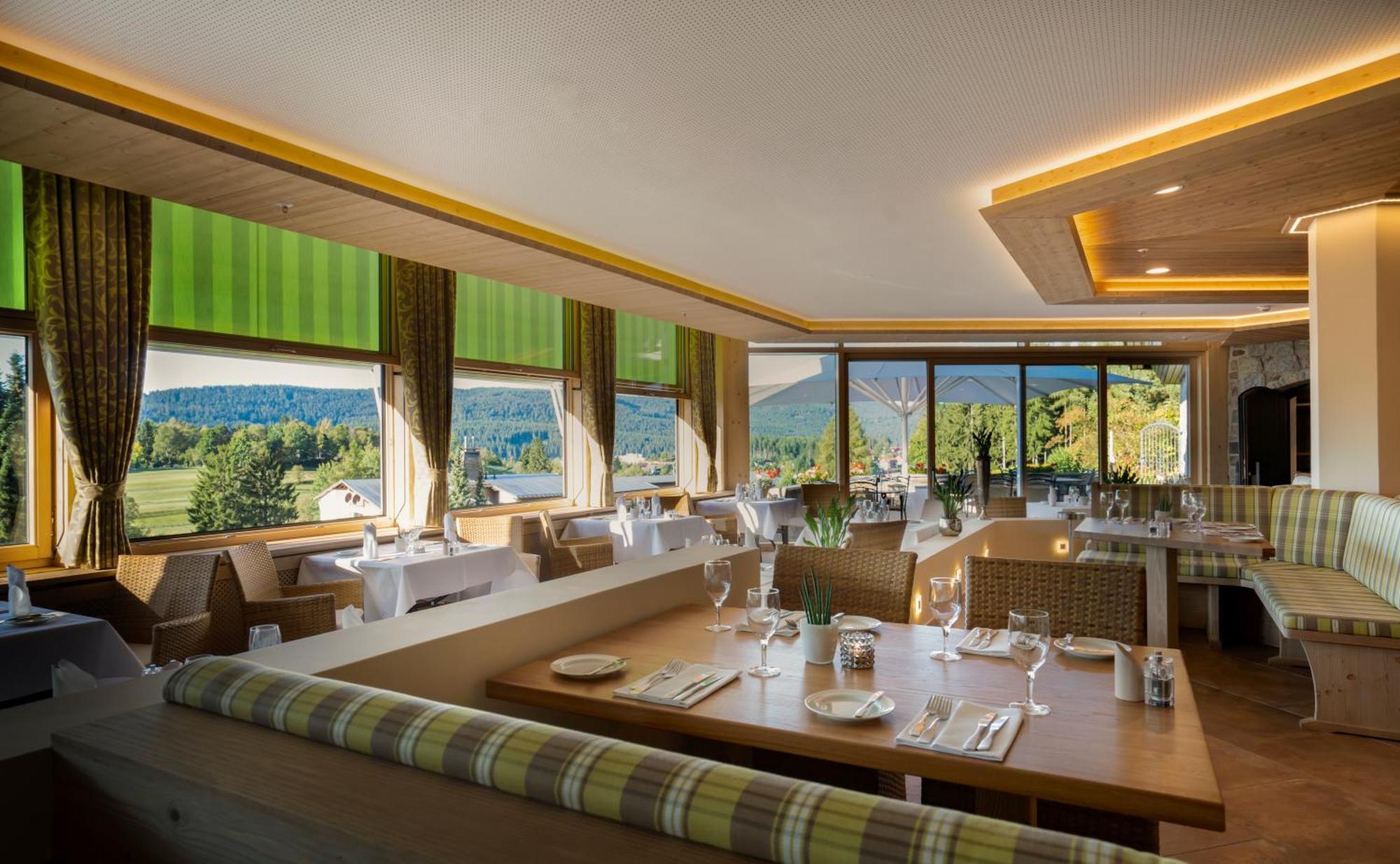 Hotel Vier Jahreszeiten Am Schluchsee Ngoại thất bức ảnh